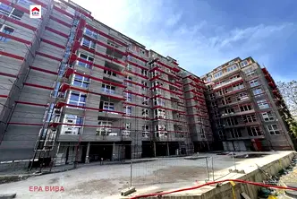 Четиристаен апартамент в Левски Г с две тераси