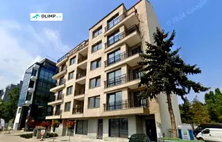 Двустаен апартамент с голяма тераса в Лозенец, София