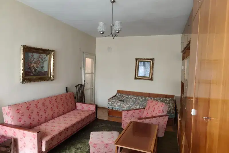 3-bedroom apartment in Sofiya, Lozenec