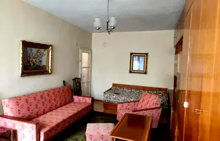 Тристаен апартамент с балкони в Лозенец, София