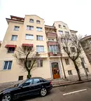 Тристаен апартамент с тераса в Лозенец, София