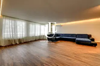 Тристаен апартамент в София, Лозенец