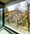 Четиристаен апартамент в Лозенец с голяма дневна и балкон