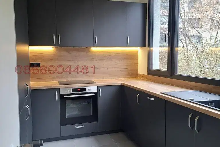 4-bedroom apartment in Sofiya, Lozenec