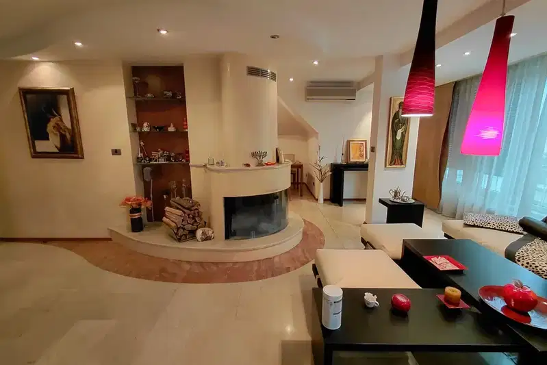 4-bedroom apartment in Sofiya, Lozenec