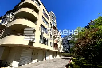 Многостаен апартамент в София, Лозенец
