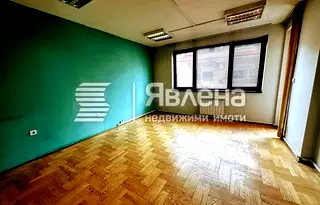 Двустаен апартамент с тераса в Лозенец, София