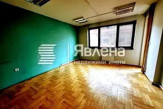 Двустаен апартамент с тераса в Лозенец, София