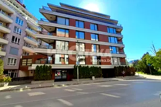 2-стаен апартамент в Лозенец с тераса и асансьор