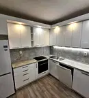 Тристаен апартамент с два балкона в Лозенец, София