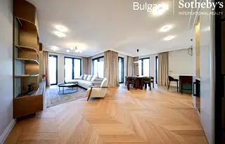 4-стаен апартамент с тераса в Лозенец, София