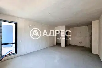 Двустаен апартамент в София, Люлин 1