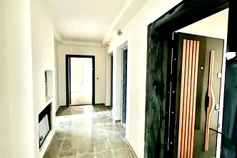 Тристаен апартамент с тераса в Люлин 2, София