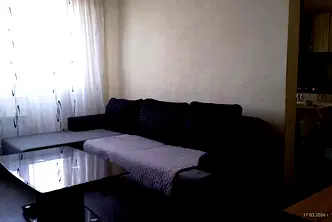 Тристаен апартамент в Люлин 3 с остъклена тераса