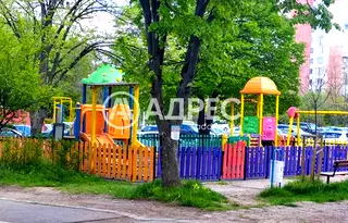 Двустаен апартамент в Люлин 5 с голяма тераса