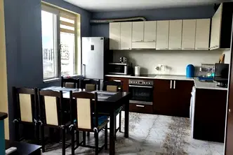 Тристаен апартамент с югозападно изложение в Люлин 8, София
