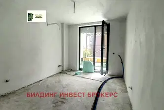Двустаен апартамент в Люлин 9 с паркомясто и асансьор