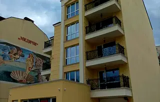 Двустаен апартамент с две тераси в Люлин - център, София