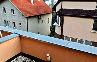 Тристаен апартамент с голяма тераса в Люлин - център, София