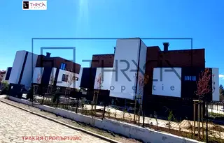 Тристаен апартамент с покривна тераса в м-т Детски град, София