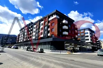 Двустаен апартамент с двор в Малинова долина, София
