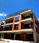 Двустаен апартамент с двор в Малинова долина, София