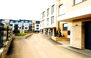 Тристаен апартамент в Малинова долина с тераса, ново строителство