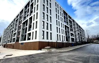 Тристаен апартамент с две тераси в Малинова долина, София