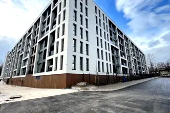 Тристаен апартамент с две тераси в Малинова долина, София