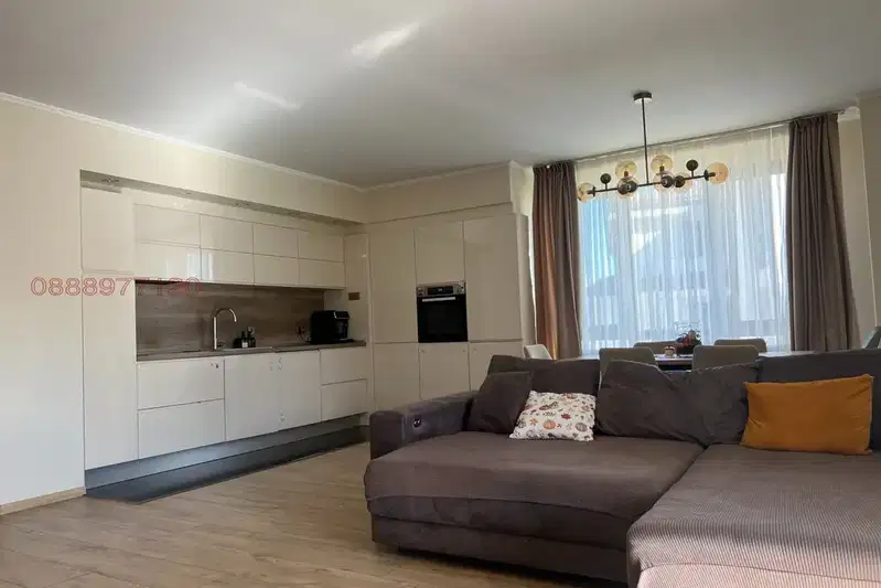 4-bedroom apartment in Sofiya, Malinova Dolina