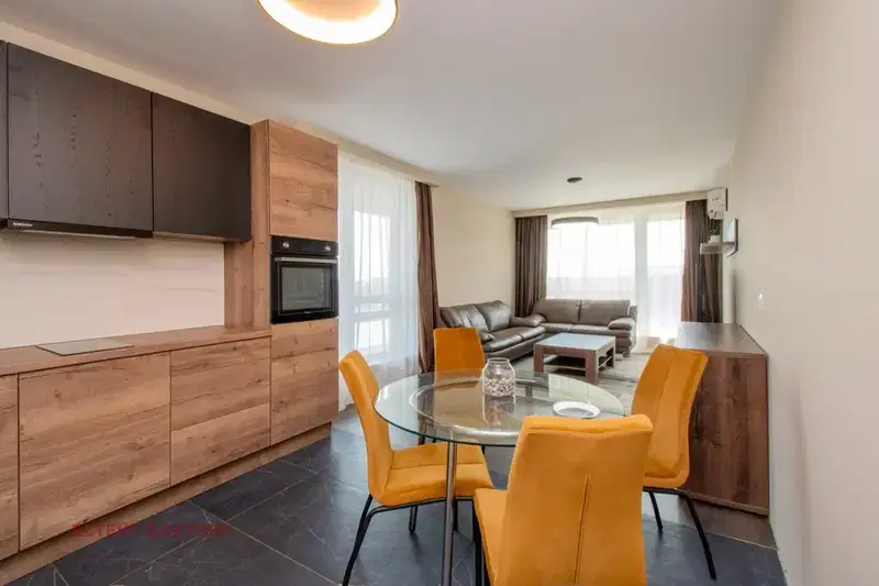 3-bedroom apartment in Sofiya, Manastirski Livadi