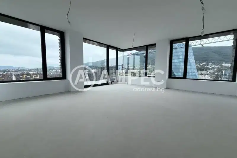 3-bedroom apartment in Sofiya, Manastirski Livadi