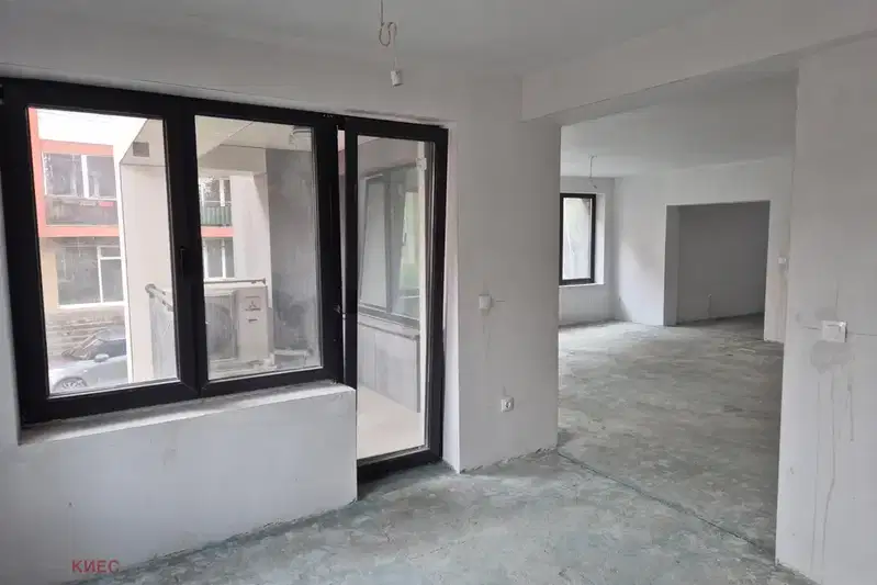 4-bedroom apartment in Sofiya, Manastirski Livadi