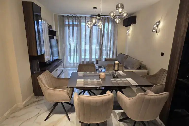 Three-room apartment with yard in Manastirski Livadi, Sofia