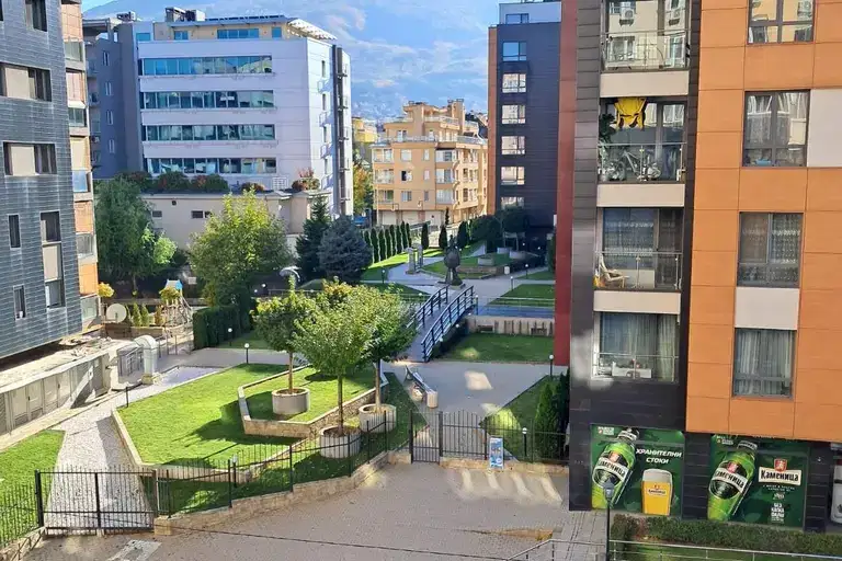 4-bedroom apartment in Sofiya, Manastirski Livadi