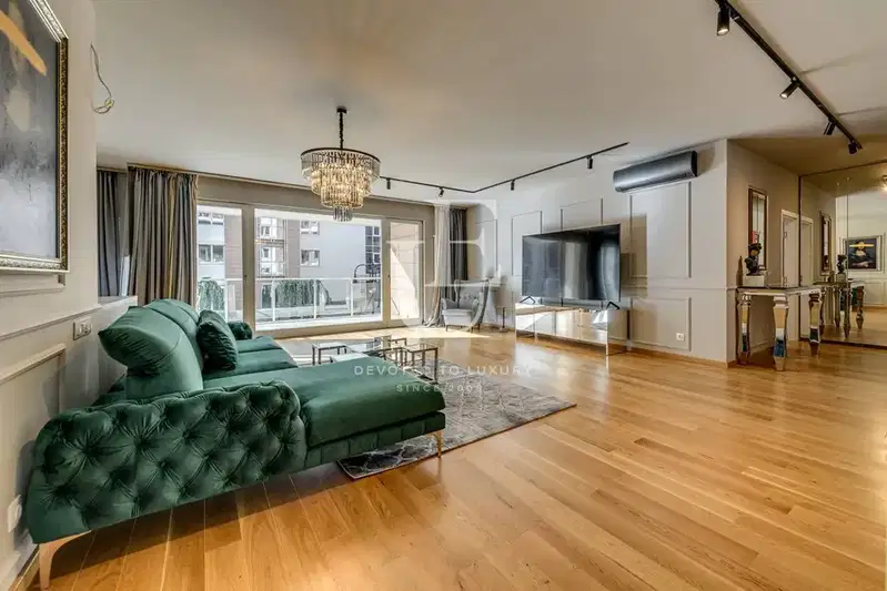 4-bedroom apartment in Sofiya, Manastirski Livadi