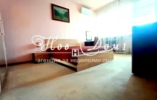 Тристаен апартамент в София, Медицинска академия