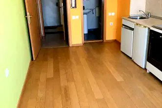 Едностаен апартамент в Младост 1 с източно/южно изложение