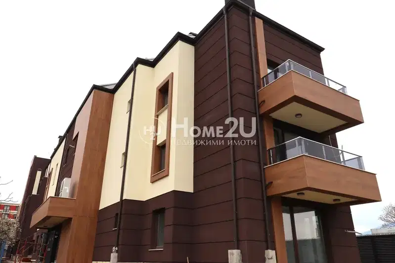 3-bedroom apartment in Sofiya, Mladost 1