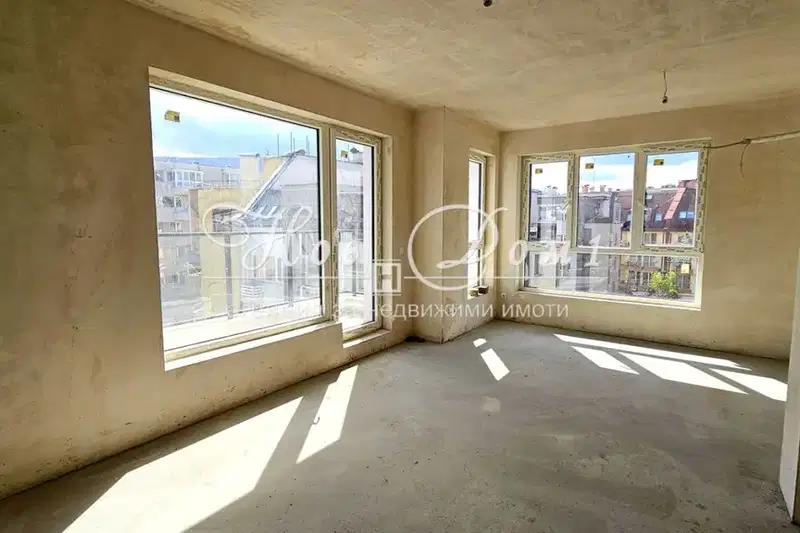 3-bedroom apartment in Sofiya, Mladost 2