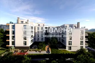 Тристаен апартамент с двор в Младост 2, София