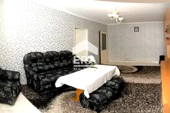 Тристаен апартамент в Младост 2 с балкон и близо до метро