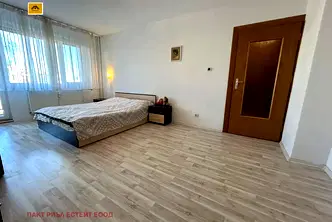 Двустаен апартамент с тераса в Младост 2, София