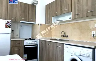 Едностаен апартамент в Младост 3 с балкон и асансьор