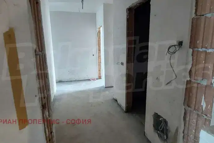 3-bedroom apartment in Sofiya, Mladost 4