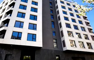 Тристаен апартамент с две тераси в Младост 4, София