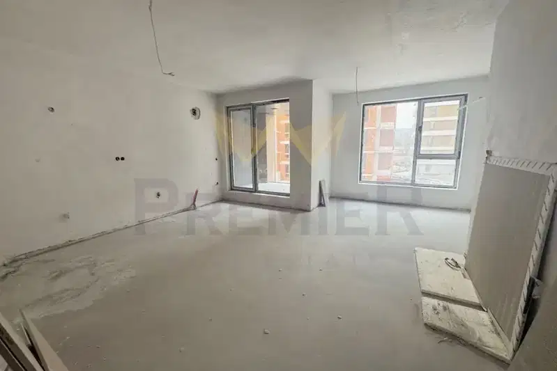 Spacious 3-room apartment in Mladost 4 with balcony