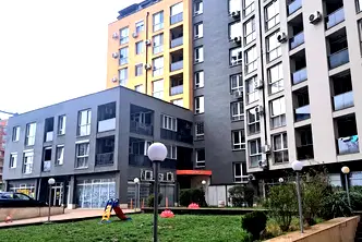 Тристаен апартамент в София, Младост 4