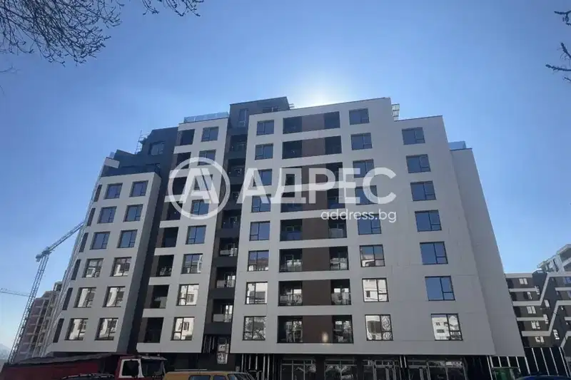 4-bedroom apartment in Sofiya, Mladost 4