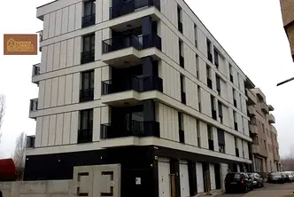 Тристаен апартамент в Младост 4 с балкон и асансьор